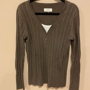 Sonoma size L brown ribbed v-neck sweater
